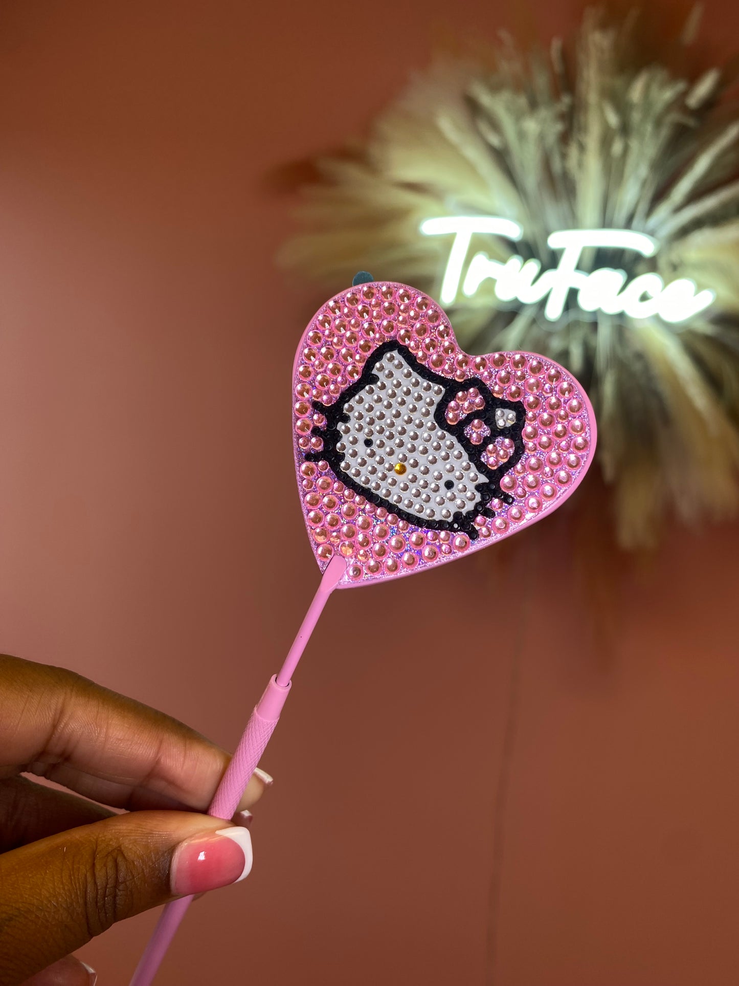 Hello kitty heart mirror